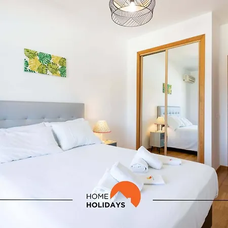 #146 Summer House A6 By Holidays Сasa de vacaciones *