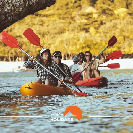 #146 Summer House A6 By Holidays Сasa de vacaciones Ferreiras