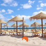 #146 Summer Pool & Balcony * Ferreiras