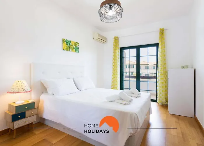 Semesterbostad #146 Summer Pool & Balcony *