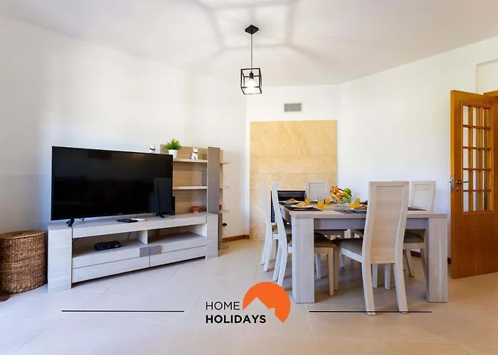 Semesterbostad #146 Summer Pool & Balcony